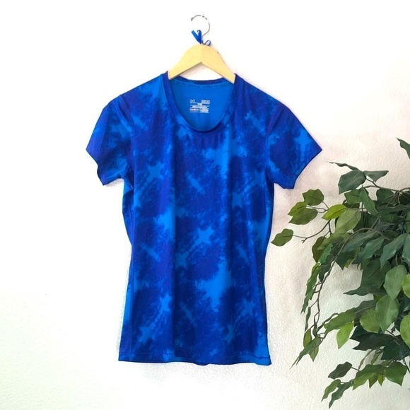 Under Armour Fitted Tie Dye Workout Top - Picture 1 of 5